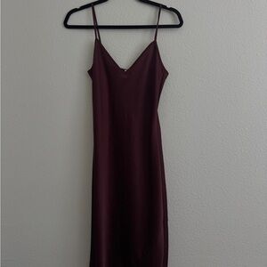 Aritzia Wilfred Slip Midi Dress - Burgundy - Size XS